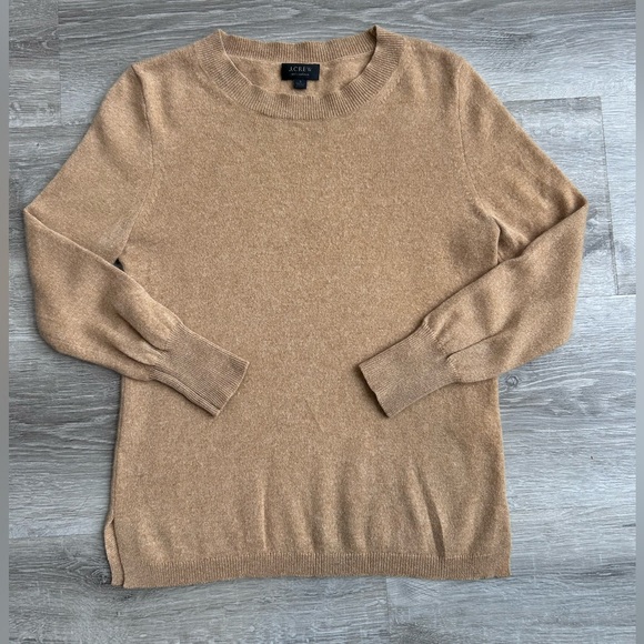 Women’s J Crew 100% cashmere beige sweater size small - Picture 2 of 8
